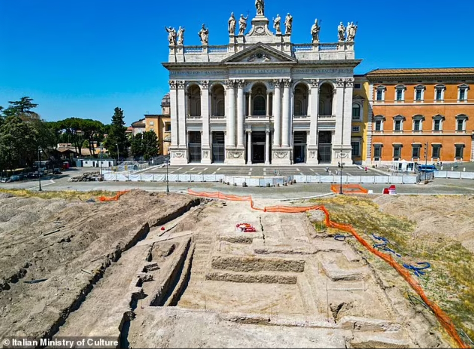 У Римі знайшли древній папський палац, який старший за увесь Ватикан